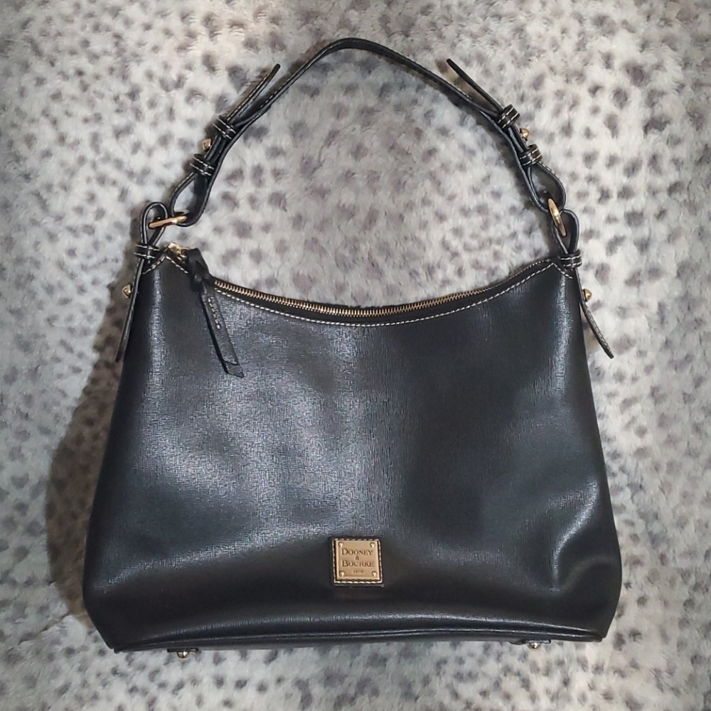 Brand new w/ tags Dooney & Bourke 1975 HOBO PURSE